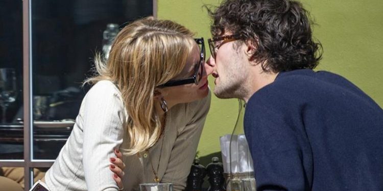 Öpüşürken bile hiç ihtimal vermemişti… Artık bir de bebek geliyor… Ona aşık olmamı engelleyen bir yasa yok!