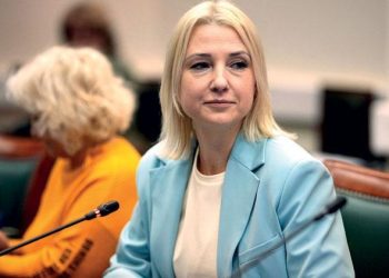 Putin’in rakibi ‘evrak hatası’ yüzünden aday olamadı