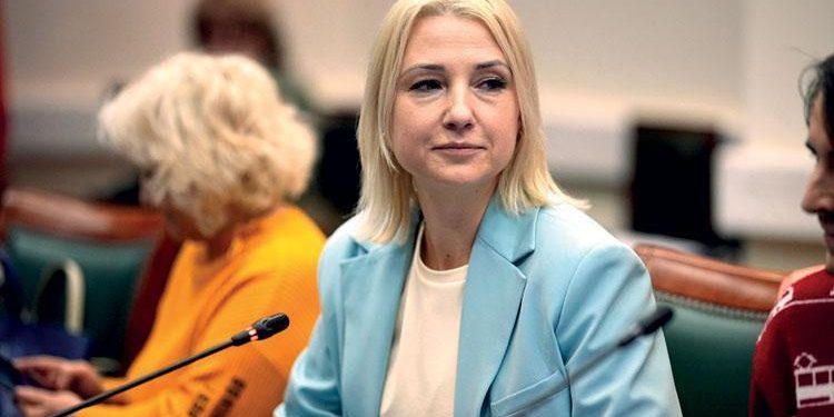 Putin’in rakibi ‘evrak hatası’ yüzünden aday olamadı