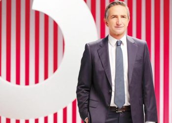 Sarsıntı bölgesi çocuklarına eğitim dayanağına devam… 50 bin depremzede çocuğa ulaşan Vodafone’un gayesi 100 bin çocuğun geleceğine dokunmak