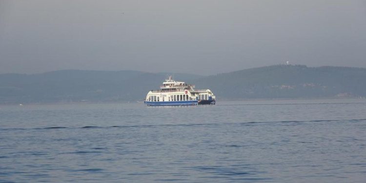 Seferlerin iptal edildiği duyuruldu… Bozcaada ve Gökçeada seferlerini kullanacaklar dikkat…