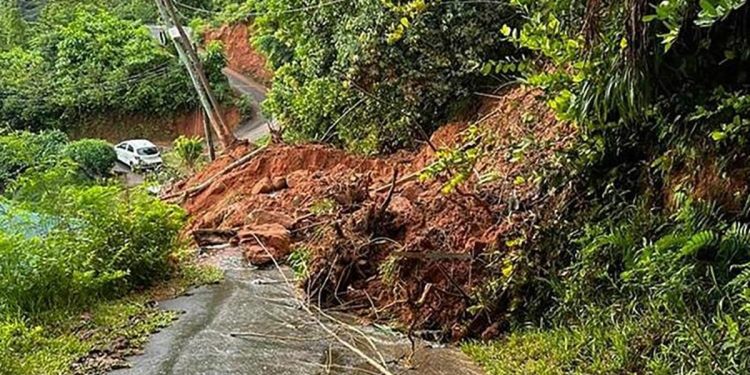 Seyşeller’de OHAL! Patlama ve sel felaketi peş peşe geldi