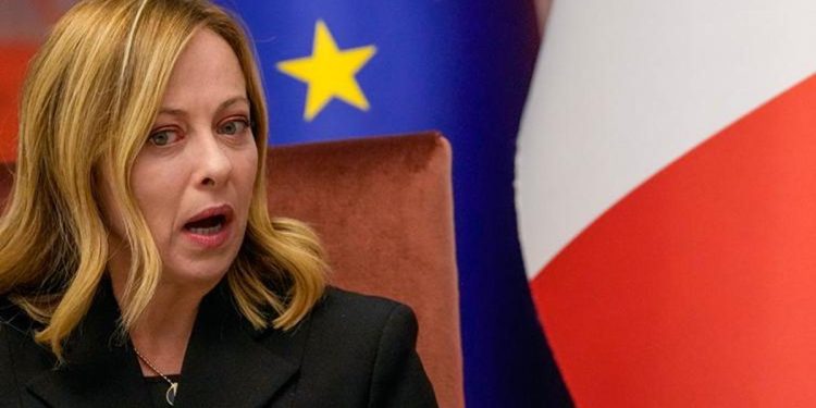 Sırbistan bayrakları karıştırdı! Meloni’ye büyük şok