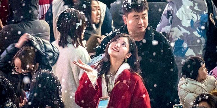 Soğuk hava rekor kırdı: Pekin dondu