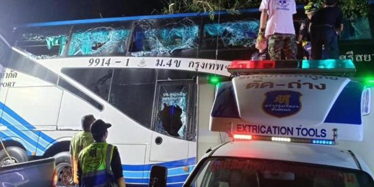 Tayland’da katliam üzere kaza: 14 meyyit, 35 yaralı