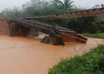 Tayland’da şiddetli yağışlar can aldı