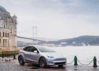 Tesla Türkiye’deki şarj ve servis ağını büyütecek