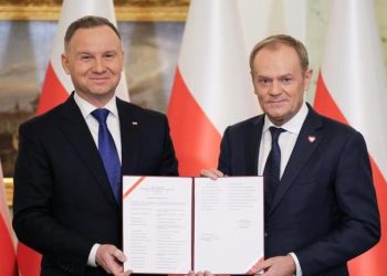 Tusk hükümeti vazifeye başladı