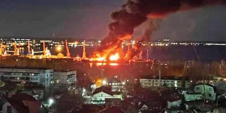 Ukrayna cephesi hareketlendi: Kırım’da Rus gemisini vurdular