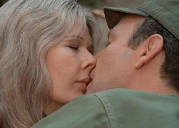 Ünlü dizinin yıldızı kaygı yandı: Yıllar geçti, hala ‘sıcak dudak’ diyorlar… Bu lakap üzerime yapıştı