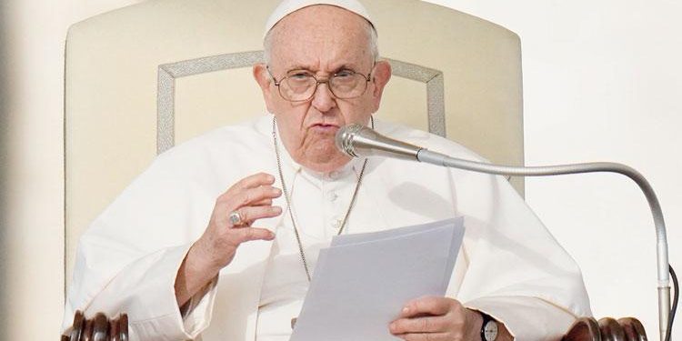 Vatikan’dan ihtilal niteliğinde karar