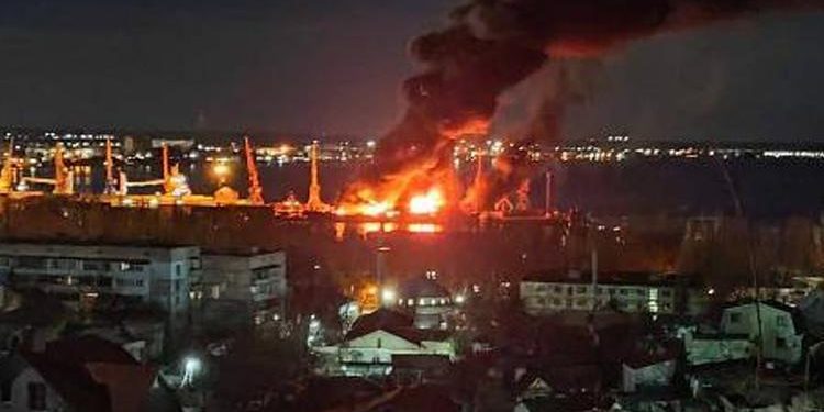 ‘Vurulan Rus gemisi artık bir denizaltı!’