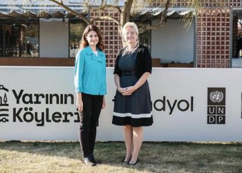 ‘Yarının Köyleri’nde birinci dijital merkez Adana’ya