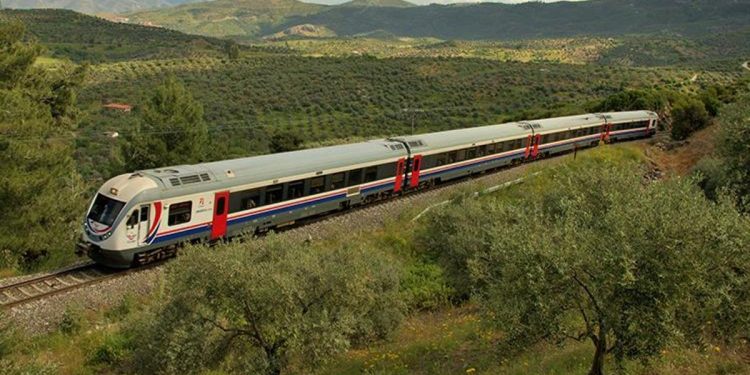 Yeni tren seferleri geliyor! Bakanlıktan göller ekspresi açıklaması…