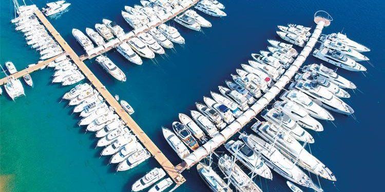 250 bin liralık tekne için 80 bin lira bağlama fiyatı isteniyor: Marina fiyatları tekneciyi zorluyor