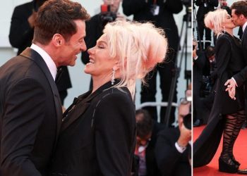 27 yıllık evliliği bir çırpıda bitmişti: Sonunda yüzünü güldüren adamı buldu