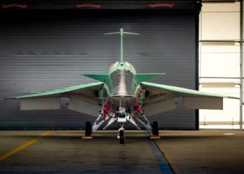 50 yıldır yasak olan uçuş… NASA X-59 Süpersonic uçağını tanıttı! 25 mil/saat süratle uçması bekleniyor… İşte teknik özellikleri