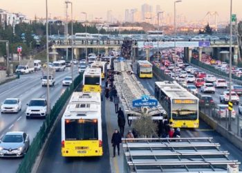 İstanbul’da toplu ulaşıma zam!