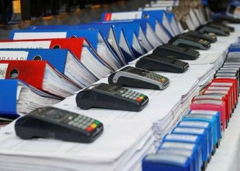 İzmir merkezli naylon fatura operasyonunda 100 şirketin hesapları mercek altına alındı