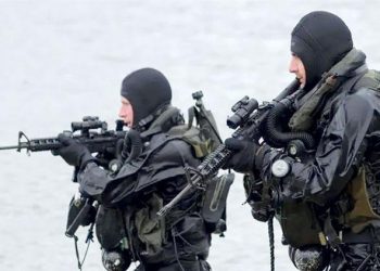 ABD: Husilere giden silah teknesini batırdık