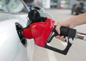 Akaryakıt fiyatları 10 Ocak 2024 | Brent petrol düşüşü devam ediyor! Akaryakıta, motorine (mazota) indirim ya da artırım var mı?