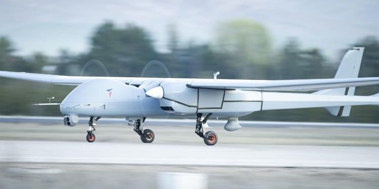 Aksungur ulusal motorla 41 saat uçtu