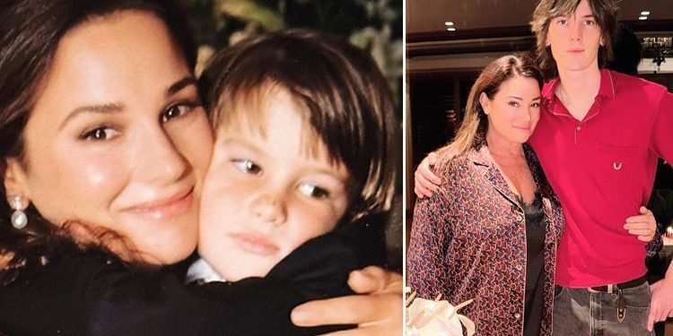 Annesi ve babası neredeyse evlenemiyordu: Daha dün kucağımda bebektin… Ne çabuk büyüdün! 