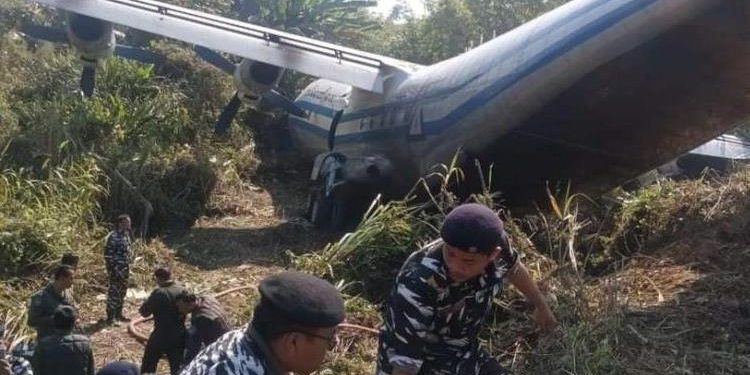 Askeri uçağı pistten çıktı: 8 kişi yaralandı