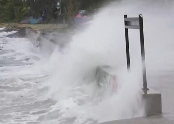 Avustralya’da 64 bin kişi elektriksiz kaldı