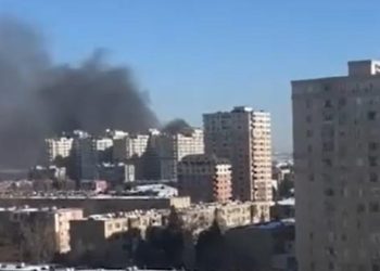 Azerbaycan’da mobilya atölyesinde yangın: Can kaybı ve yaralılar var