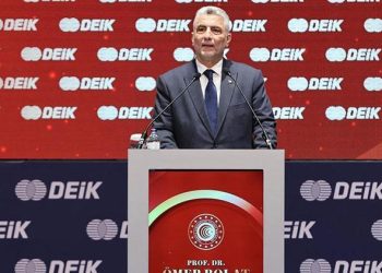 Bakan Bolat: Türkiye iktisadı büyümeye devam ediyor