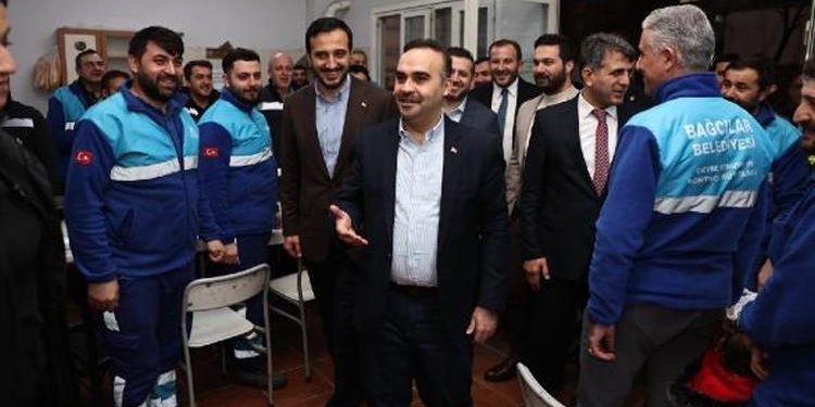 Bakan Kacır: Başladığımız andan bugüne muazzam işler başardık