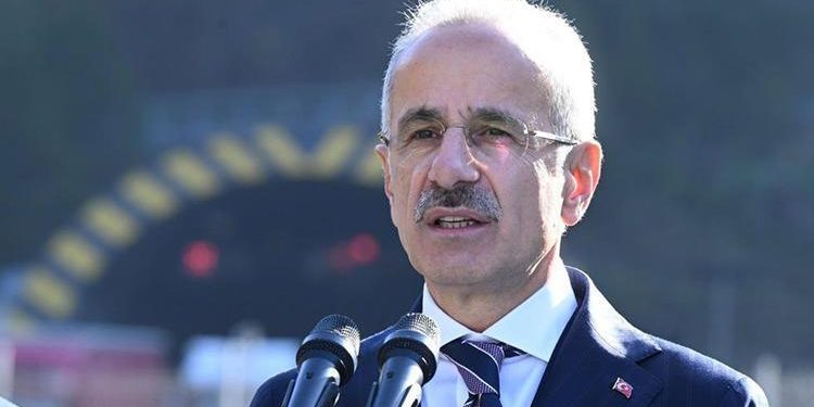 Bakan Uraloğlu açıkladı: Dev projede birinci adım atıldı… Dörtyol-Hassa demiryolu ve otoyolu projesi ihalesi yapıldı