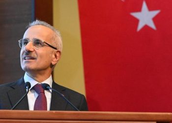 Bakan Uraloğlu: Dünyanın yakıtı bilgi, motoru yapay zeka