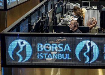 Borsa düşüşle açıldı