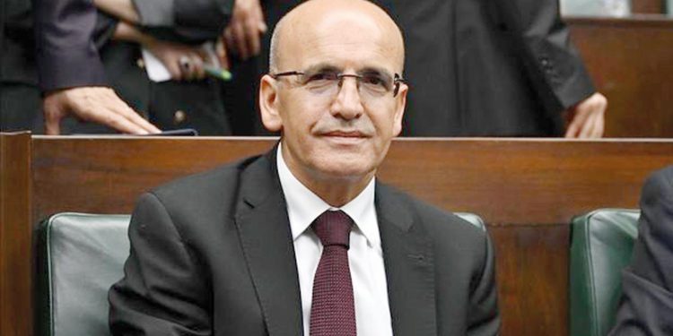 ‘Bütçe gayelerimizi tutturmakta kararlıyız’