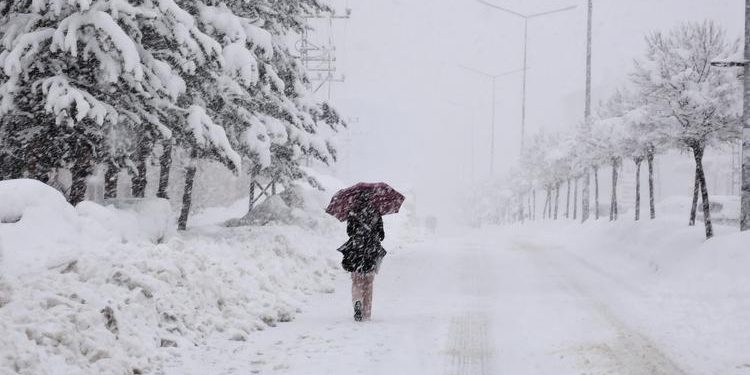 Çanakkale’de yarın okullar tatil mi? 10 Ocak Çarşamba Çanakkale Valiliği’nden tatil açıklaması geldi mi?