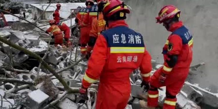 Çin’de heyelan felaketi: 47 kişi toprak altında kaldı