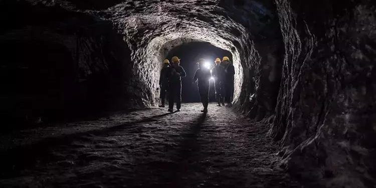 Çin’de kömür madeni faciası: 10 meyyit, 6 kayıp