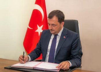 Cüneyt Yüksel kimdir, nereli? Cüneyt Yüksel daha evvel hangi ilçede belediye başkanlığı yaptı?