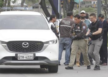 Ekvador’da sular durulmuyor: Baskını soruşturan savcı öldürüldü