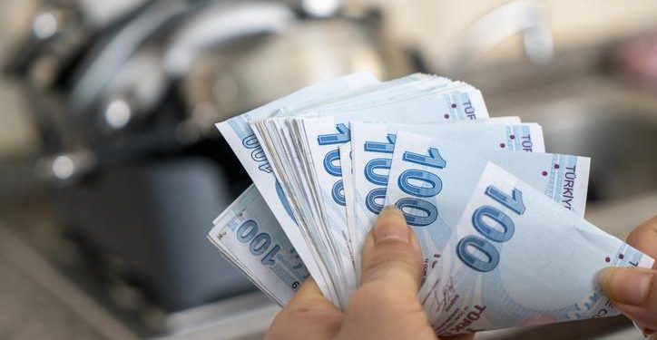 Emekliye kök maaş artacak mı? Kök maaş nasıl hesaplanır? İşte, E-Devlet emekli kök maaş öğrenme ekranı ve hesaplama formülü.