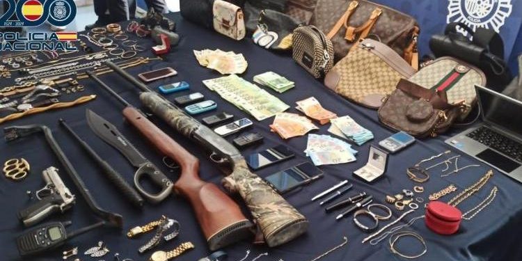 Eski askerlerden oluşan çete çökertildi! Lüks konutları soyuyorlardı…