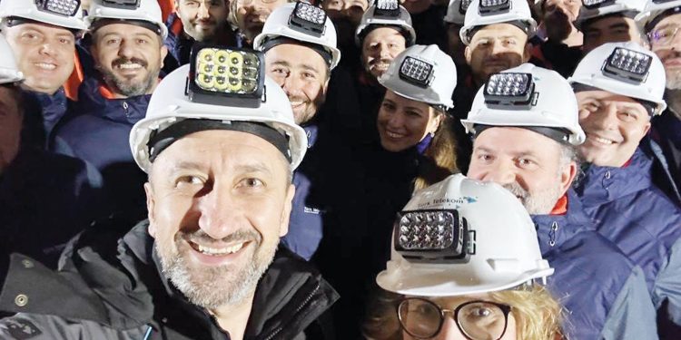 Fiberde 32.2 milyon haneye ulaştı