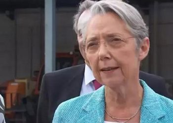 Fransa Başbakanı Elisabeth Borne istifa etti