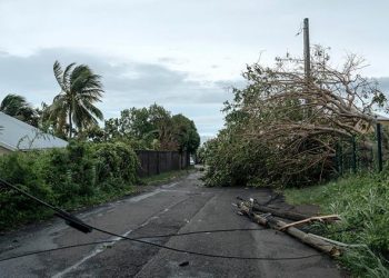 Fransa’nın Reunion Adası’nı Belal Kasırgası vurdu