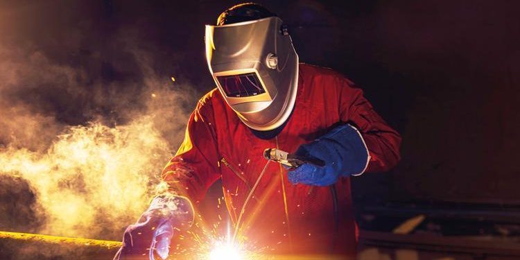 ‘Gençlere endüstriyi sevdirmek boynumuzun borcu’