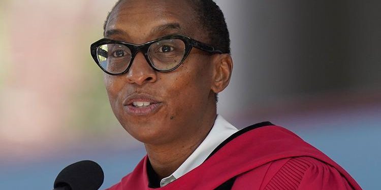 Harvard Üniversitesi’nde deprem! İsrail baskısı istifa getirdi