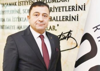 ‘İhracat rekoru tüm sanayicilerin başarısı’