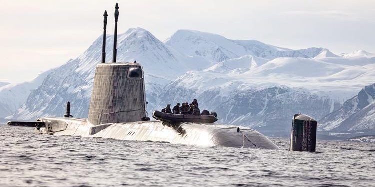 İngiliz donanması iş ilanı verdi: Tuğamiral aranıyor